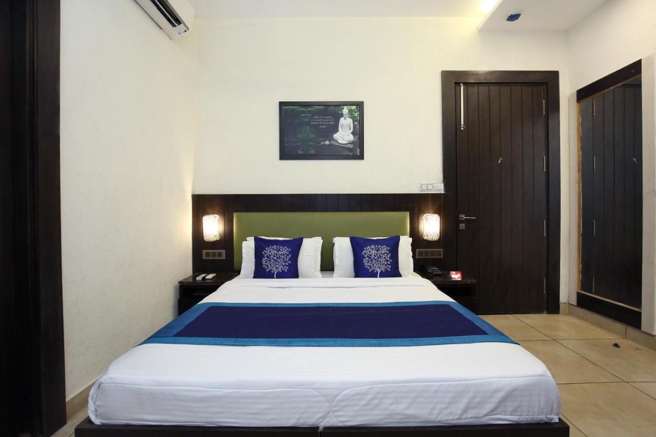 Hotel Oyo 9982 Shahz Lounge Abadpura Exteriér fotografie