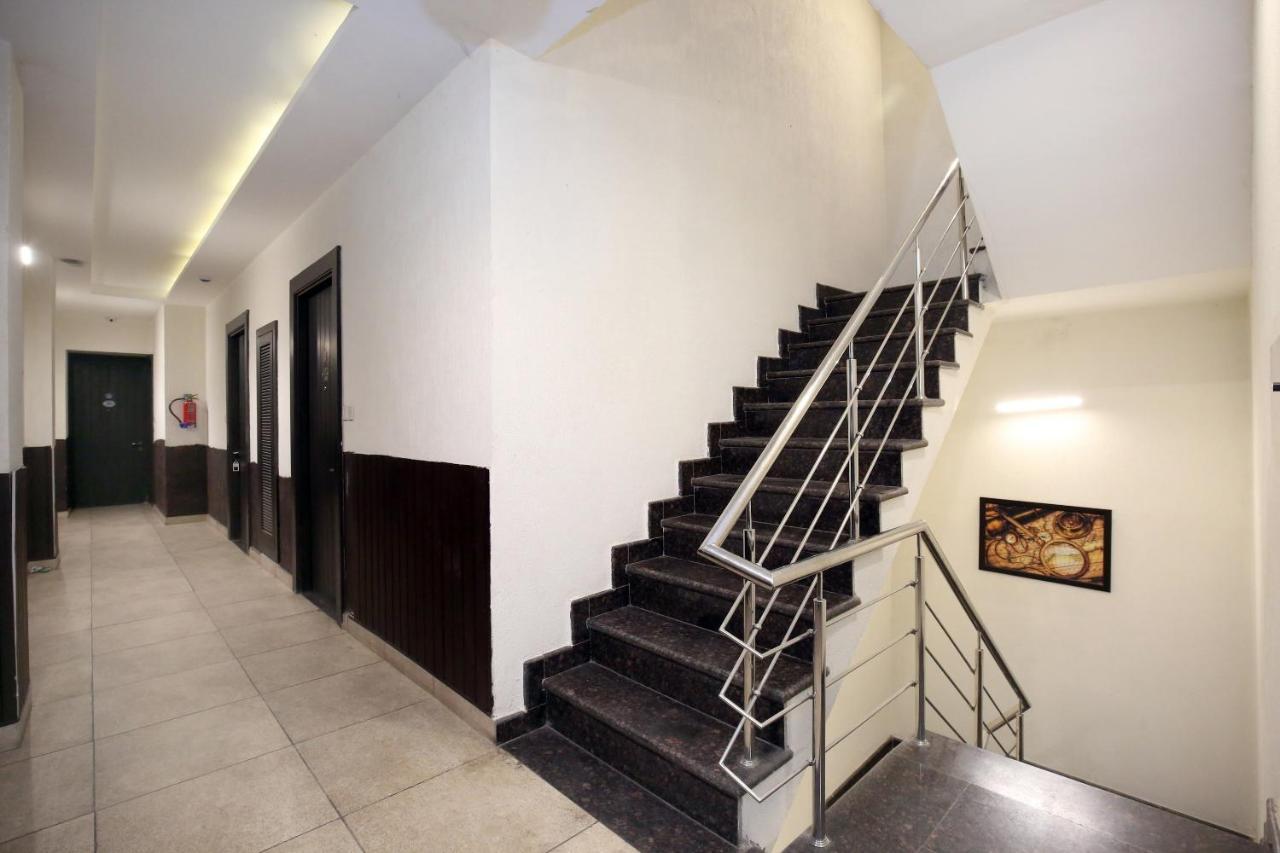 Hotel Oyo 9982 Shahz Lounge Abadpura Exteriér fotografie